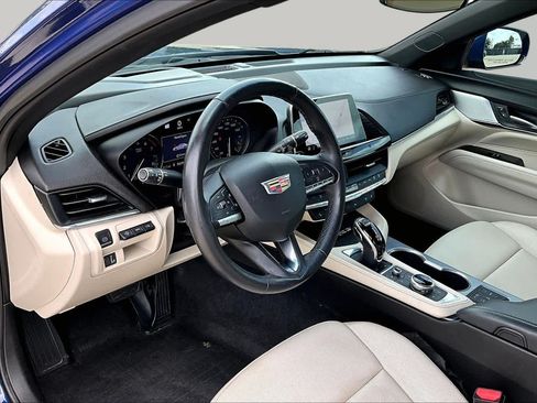 Used 2020 Cadillac CT4 Premium Luxury RWD image 18
