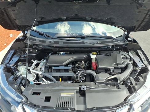 Used 2022 Nissan Rogue Sport S image 10