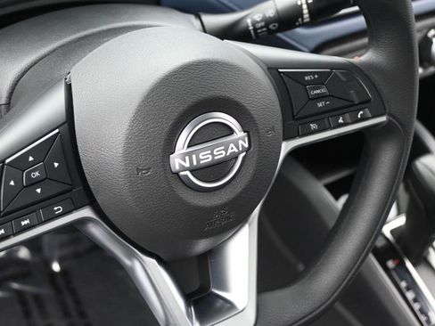 New 2025 Nissan Versa SV w/ Trunk Package image 13