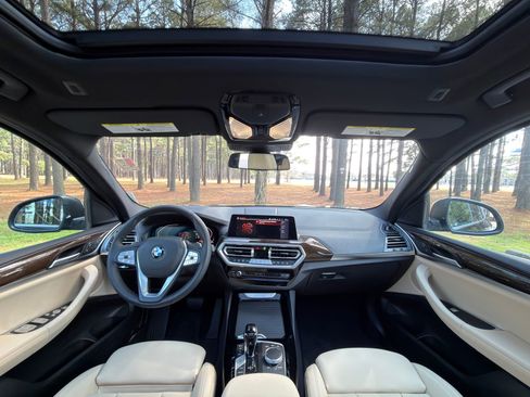 Certified 2024 BMW X3 sDrive30i w/ Convenience Package image 2