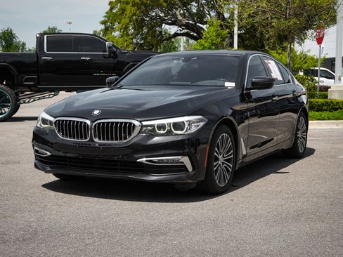 Used 2018 BMW 540i xDrive w/ Premium Package image 5