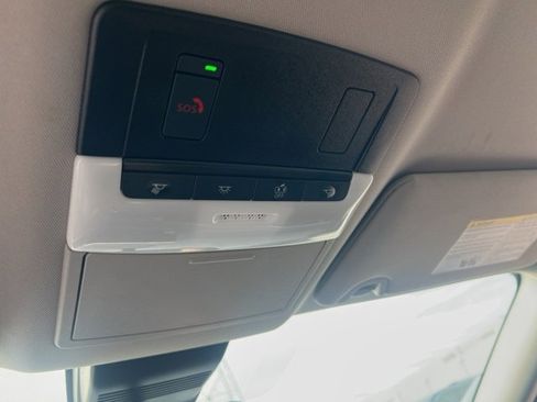 Used 2025 Nissan Altima 2.5 SV image 14