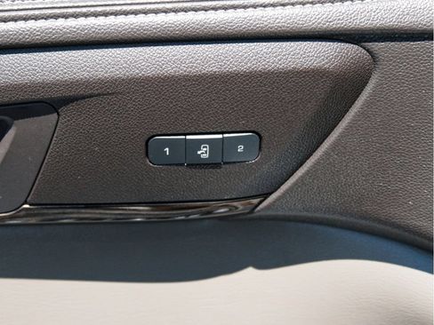 Used 2014 GMC Acadia Denali FWD image 10