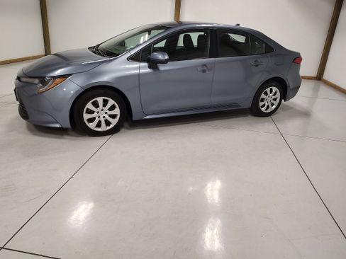 Used 2024 Toyota Corolla LE image 4