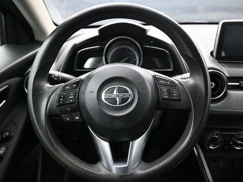 Used 2016 Scion iA FWD image 14