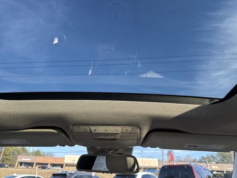 Used 2017 Mercedes-Benz C 300 4MATIC Sedan image 19