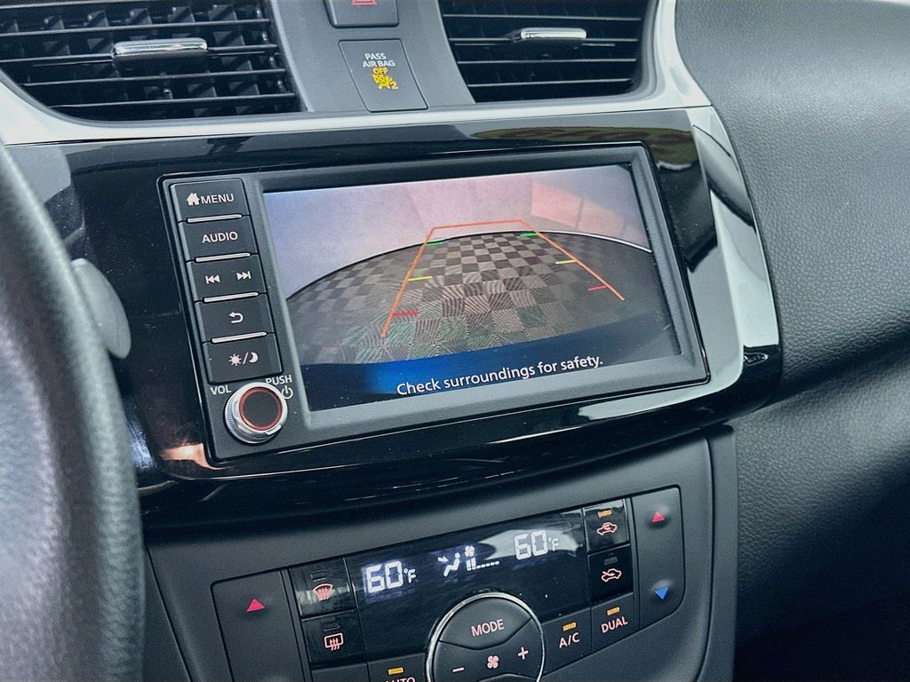 Used 2019 Nissan Sentra SV FWD image 18