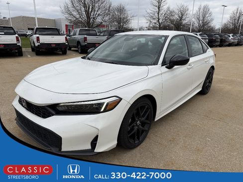 Used 2025 Honda Civic Sport image 1