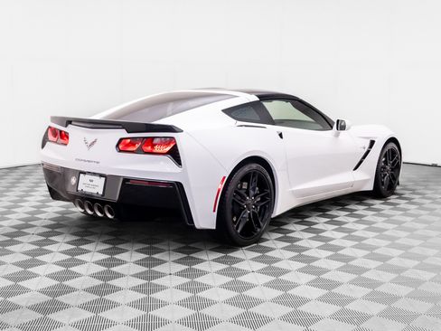 Used 2019 Chevrolet Corvette Stingray Coupe w/ Battery Protection Package RWD image 5