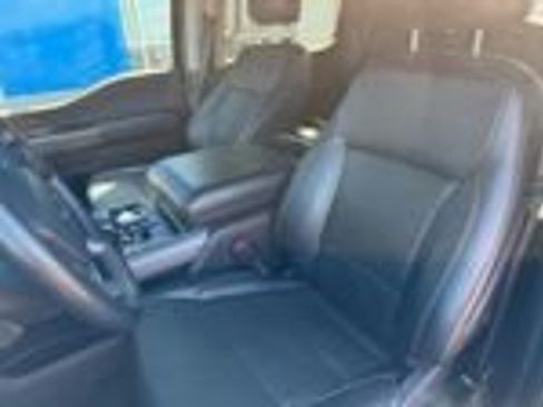 Used 2021 Ford F150 Lariat w/ Equipment Group 501A Mid AWD/4WD image 8