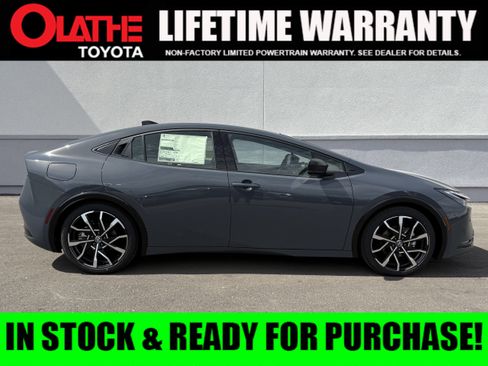 New 2026 Toyota Prius Plug-In Hybrid image 1
