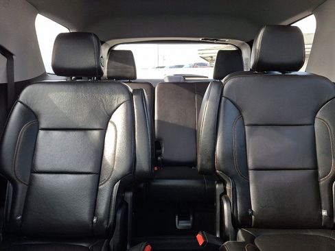 Used 2018 Chevrolet Traverse LT w/ LPO, Floor Liner Package image 15