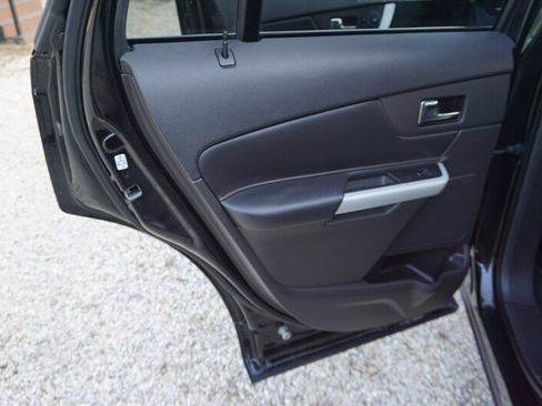 Used 2012 Ford Edge Limited w/ Driver Entry Pkg FWD image 26