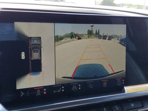 Used 2024 Chevrolet Silverado 1500 LT Trail Boss w/ LT Trail Boss Premium Package image 30