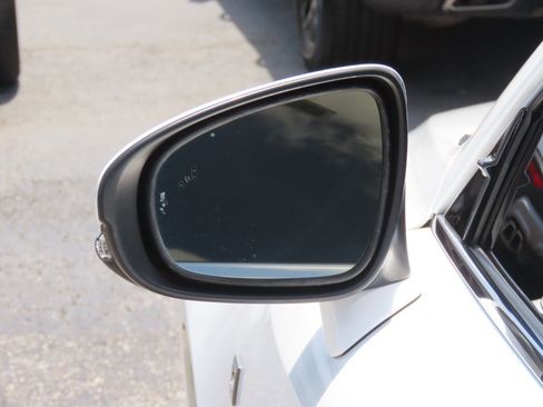 Used 2019 Lexus IS 300 F Sport w/ F Sport Package RWD image 17