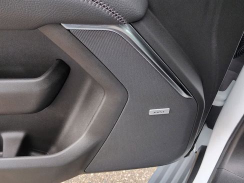 Used 2024 GMC Yukon Denali image 32