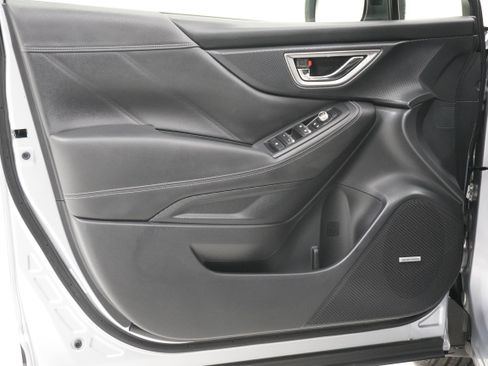 Used 2019 Subaru Forester Limited w/ Popular Package #3 image 13