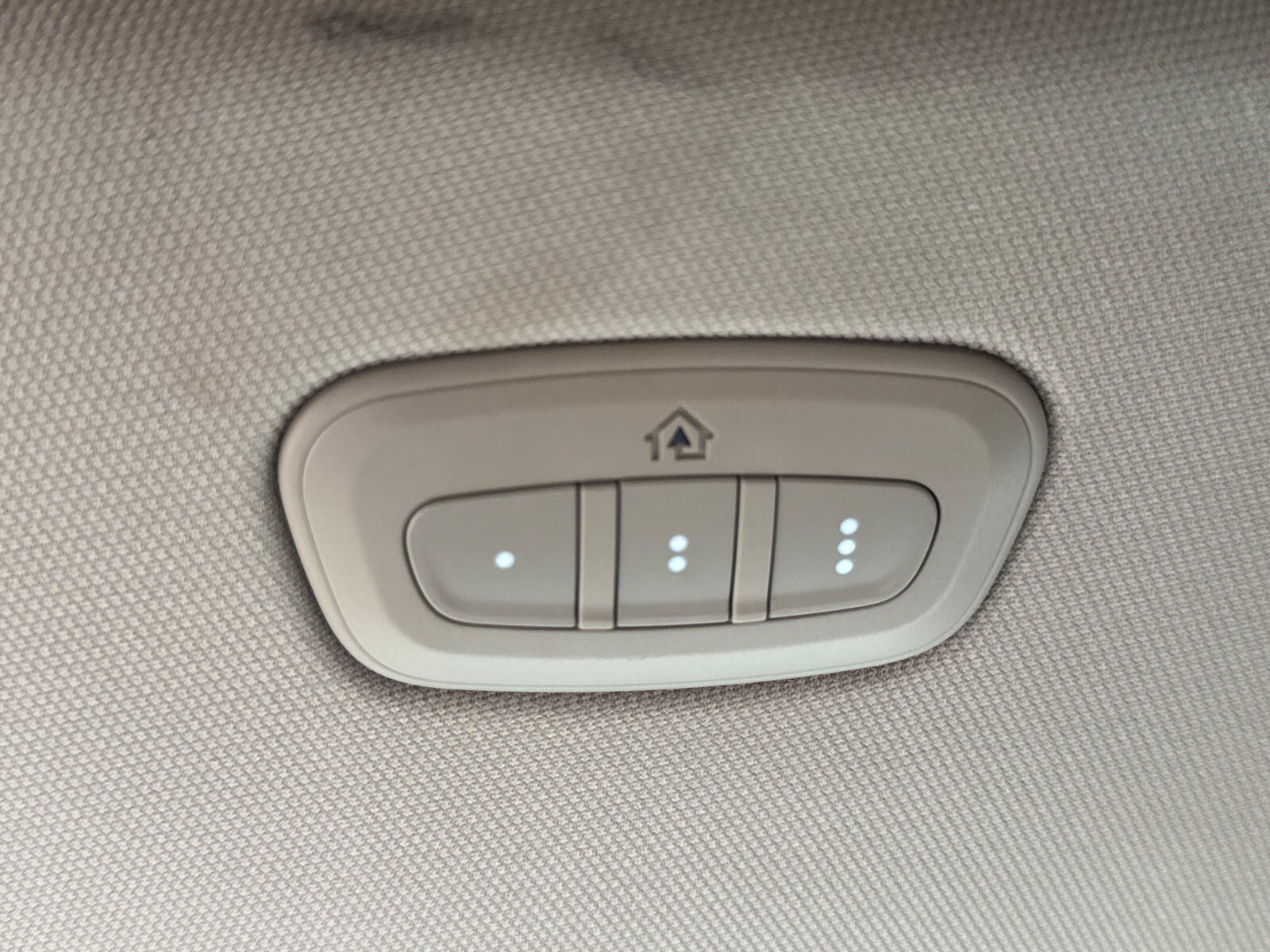 Used 2019 RAM 1500 Laramie RWD image 27