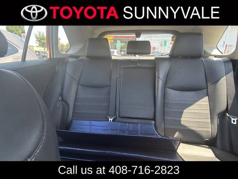 Used 2022 Toyota RAV4 Limited AWD/4WD image 6