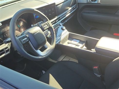 New 2026 Hyundai Santa Fe SE image 2