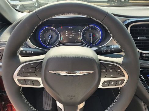 New 2026 Chrysler Pacifica Limited image 30