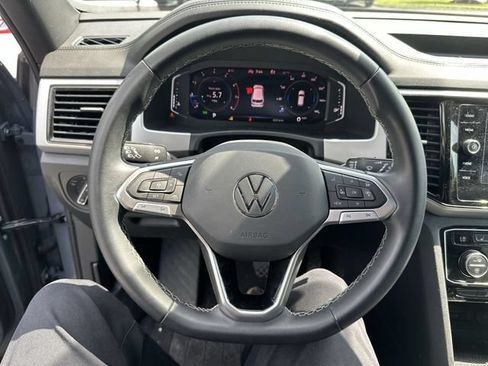 Used 2023 Volkswagen Atlas Cross Sport SEL AWD/4WD image 13