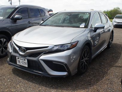 Used 2024 Toyota Camry SE