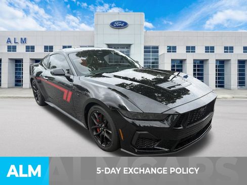 Used 2024 Ford Mustang GT Premium RWD image 3