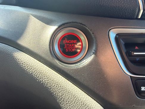 Used 2019 Honda Pilot EX image 37