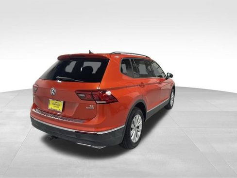 Used 2018 Volkswagen Tiguan SE AWD/4WD image 7