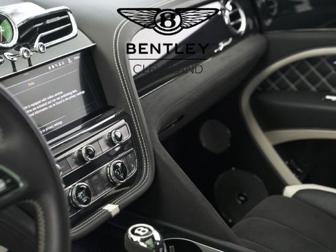 Used 2023 Bentley Bentayga Speed AWD/4WD image 18