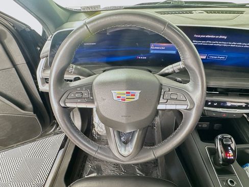 Used 2024 Cadillac XT4 Premium Luxury AWD/4WD image 12