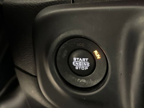 Used 2023 Jeep Wrangler Unlimited Rubicon w/ Cold Weather Group image 33