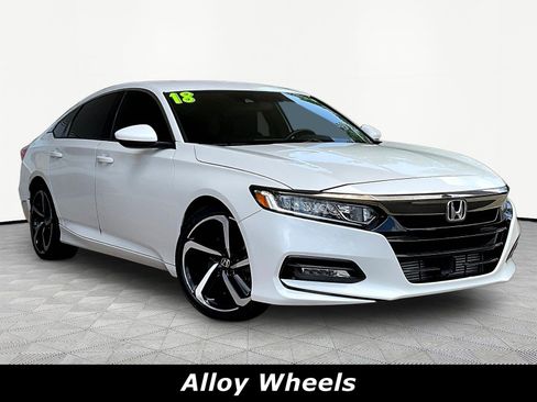 Used 2018 Honda Accord Sport image 3