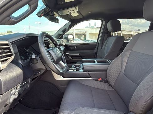Certified 2025 Toyota Tundra SR5 image 10