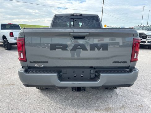New 2026 RAM 2500 Laramie AWD/4WD image 5