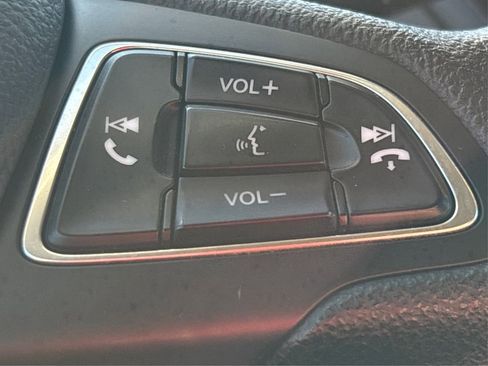 Used 2018 Ford Escape SE w/ SE Sync 3 Package image 27