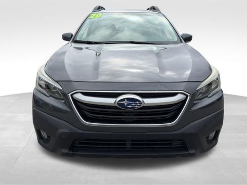 Used 2020 Subaru Outback Premium AWD/4WD image 2