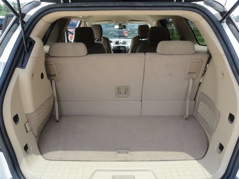 Used 2011 Buick Enclave CX FWD image 13