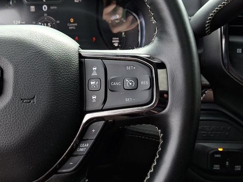 Used 2025 RAM 3500 Limited AWD/4WD image 27