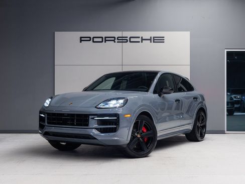 Certified 2026 Porsche Cayenne S AWD/4WD image 1