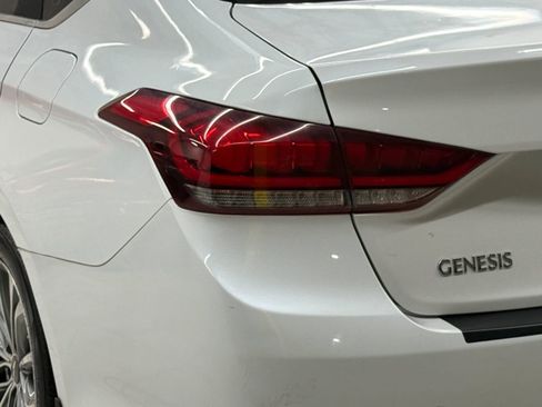 Used 2016 Hyundai Genesis 3.8 w/ Option Group 02 RWD image 12