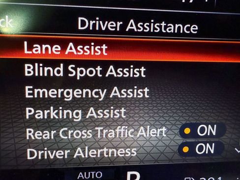 Certified 2025 Nissan Rogue S image 21