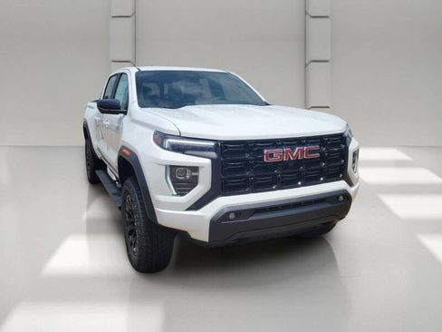 New 2026 GMC Canyon Elevation w/ Convenience Package RWD image 3