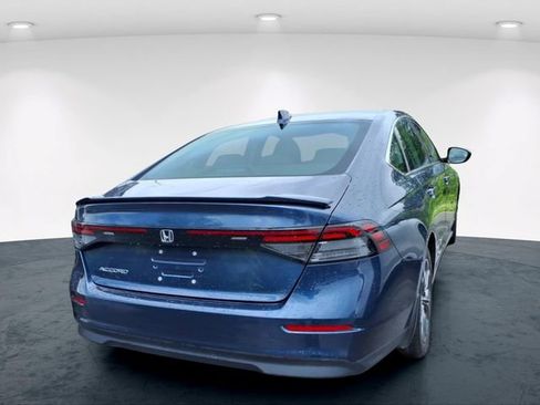 Used 2023 Honda Accord EX image 14