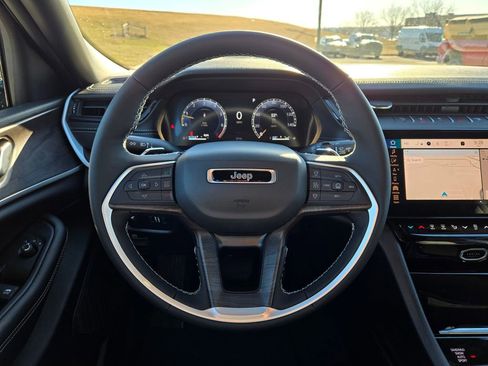 New 2026 Jeep Grand Cherokee L 4WD image 17