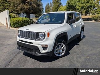 Used 2023 Jeep Renegade Latitude video 1