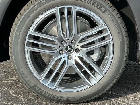 Certified 2025 Mercedes-Benz GLS 450 4MATIC image 13