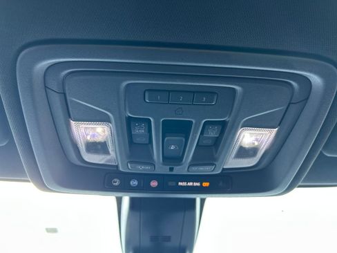 Used 2022 GMC Sierra 2500 AT4 w/ AT4 Premium Plus Package image 21