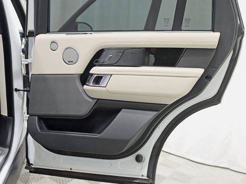 Used 2019 Land Rover Range Rover Long Wheelbase Supercharged image 38